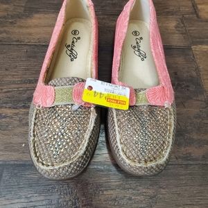 Catch fly brand new woman's shoes